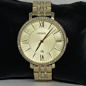Fossil Women's Gold Crystal-Accent Jacqueline analog dial quartz watch needs 🔋